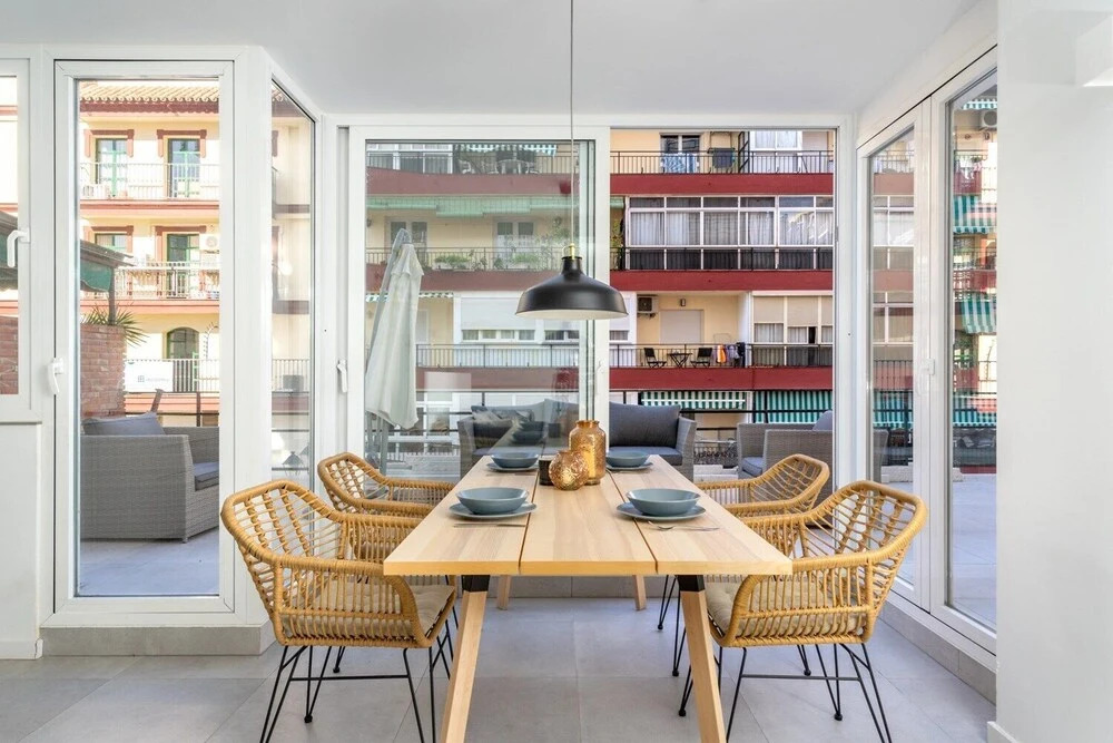 Stunning 3BR Terrace Apartment Best location Ref 124