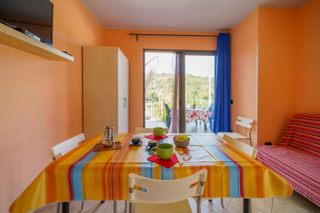 Multicolor Apartment 6 Sea and Nature-APPARTAMENTO MULTICOLOR 6