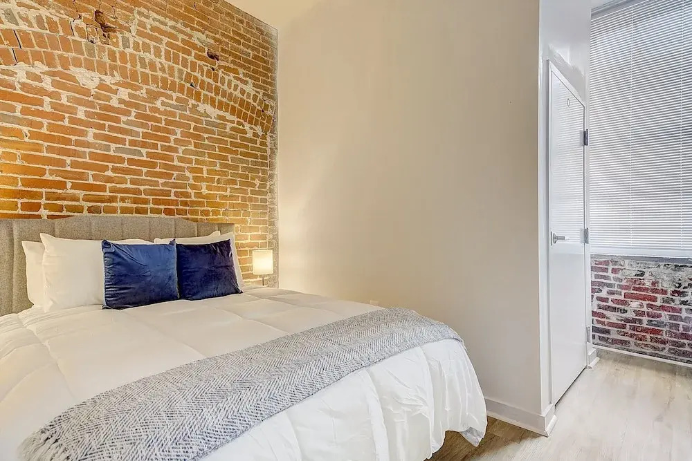 FRONTDESK Carriage Wheel Lofts Apts Philadelphia