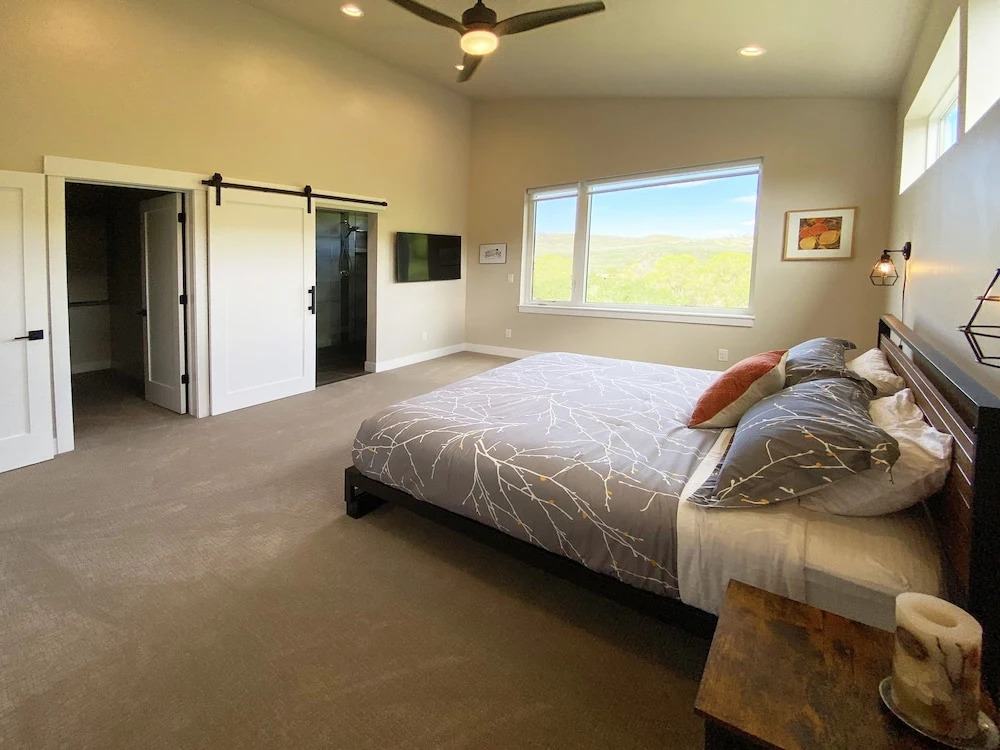 Fox Creek 2 4 Bedroom Townhouse by RedAwning