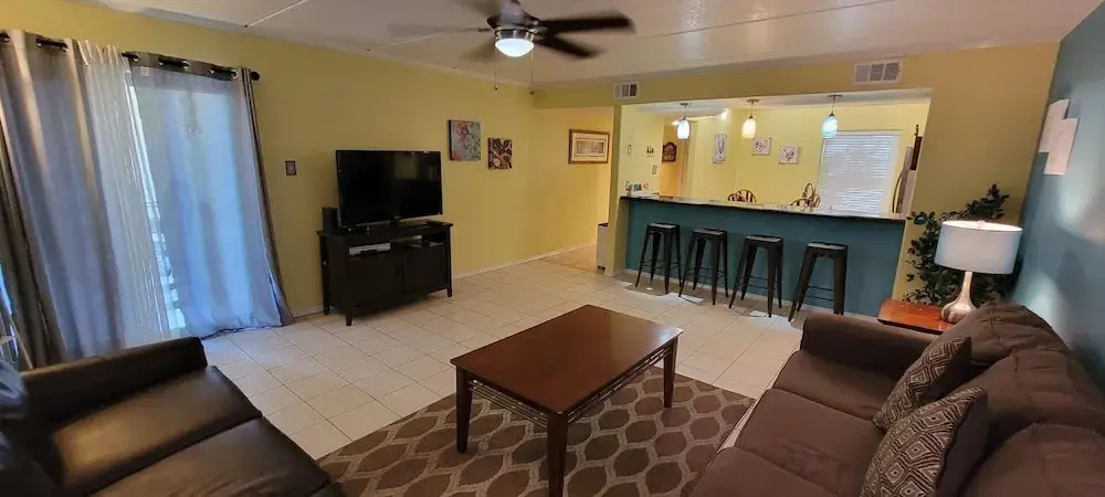 Clean Updated Condo w/ Pool 1/2 a Block to Beach 2 Bedroom Home by Redawning
