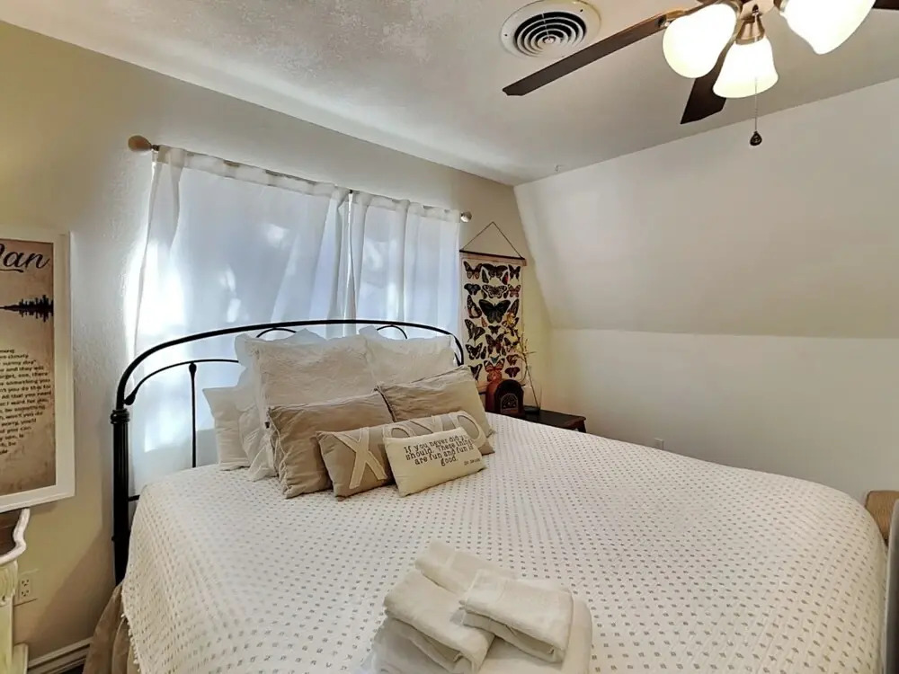 Doc's Den by Ruidoso Vacation Rentals