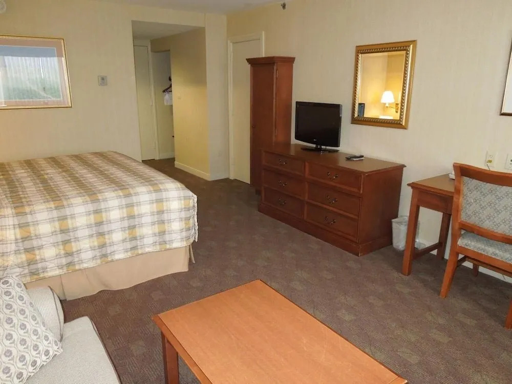 Rockville Centre Hotel - JFK Airport