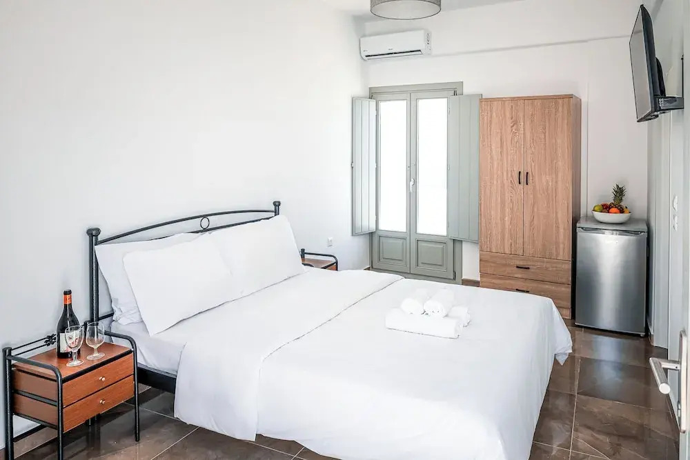 Xaravgi Resort Suites