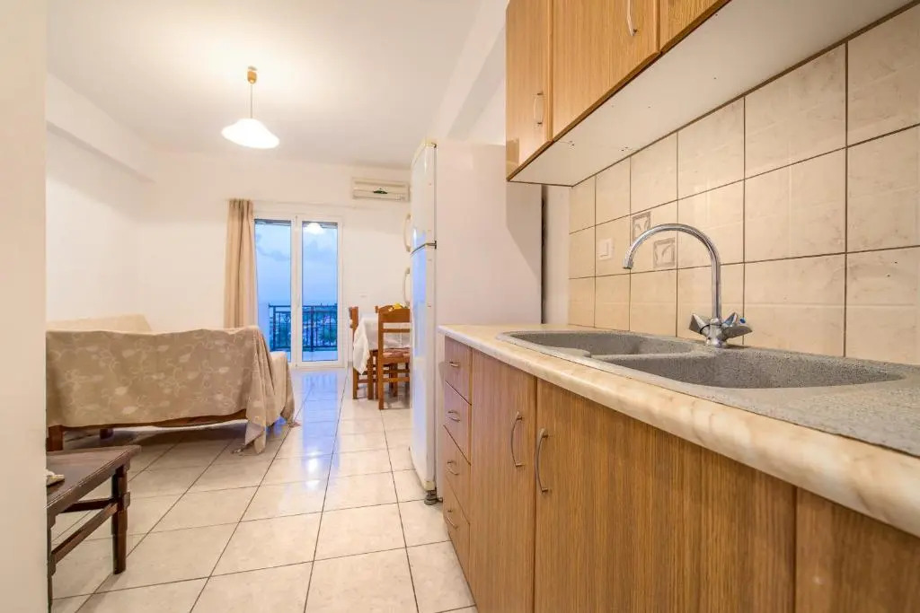 Yiannis Studios