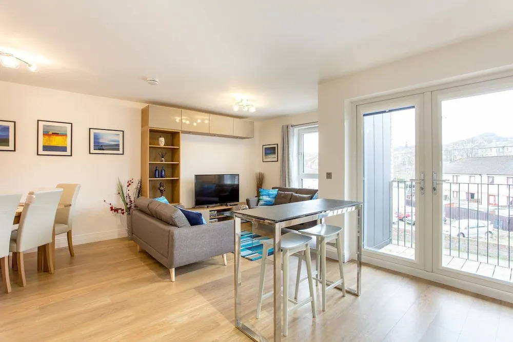 Brand New City Centre 3Bed Free Parking And Lift