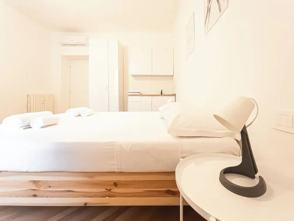 RRRapido Sant Ambrogio Suites and Rooms - Via Olona