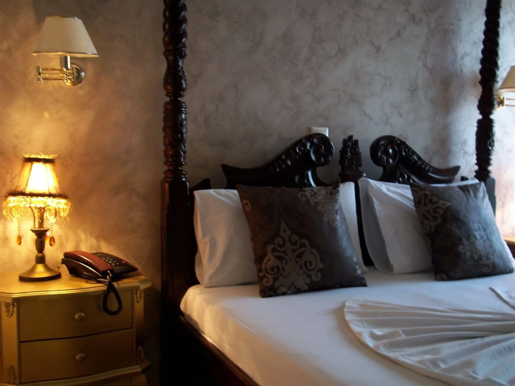 Anixi Hotel by AP