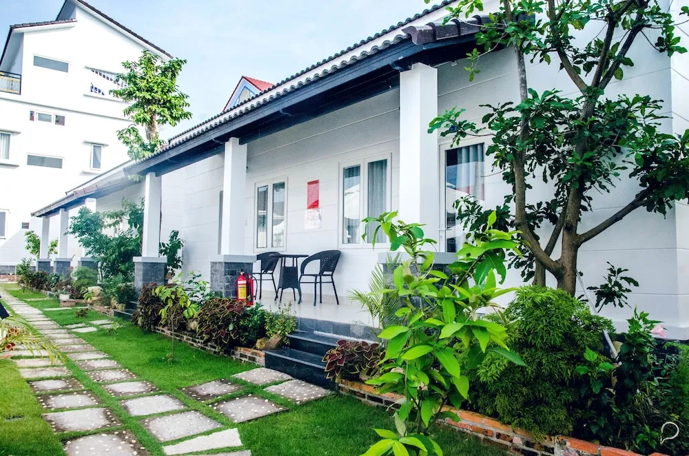 Anna Nguyễn Bungalow
