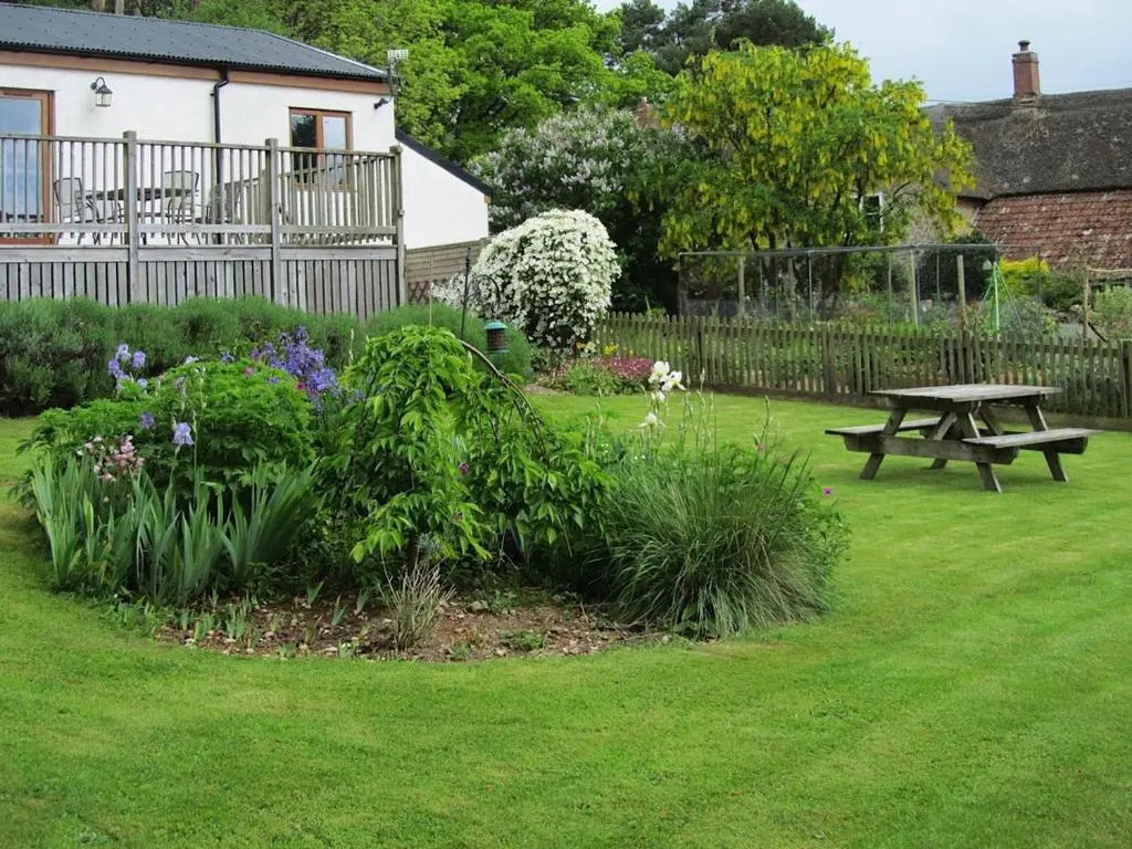 1 Shippen Cottages