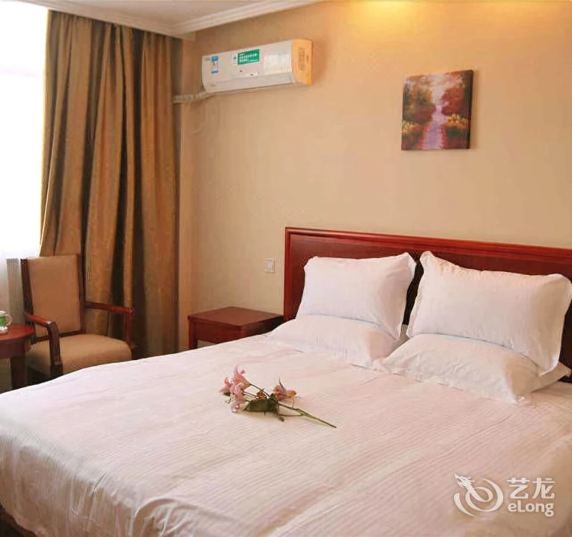 GreenTree Inn Shanghai PVG HuaXia East Rd Station Hotel