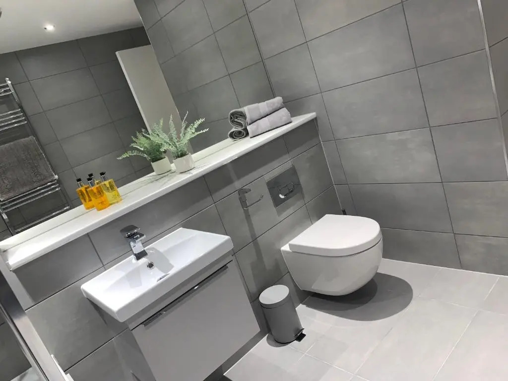 Roomotel - Broadoaks Apartments