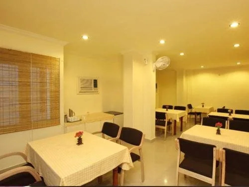 Manakkil Tourist Home