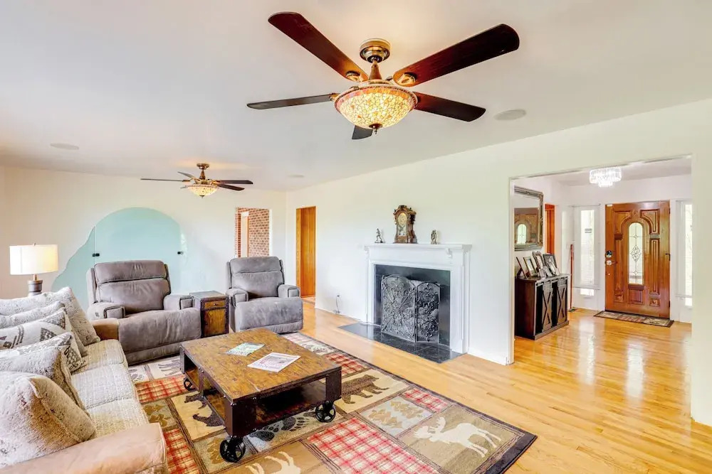 Inviting Waynesville Home Near Main St Shops