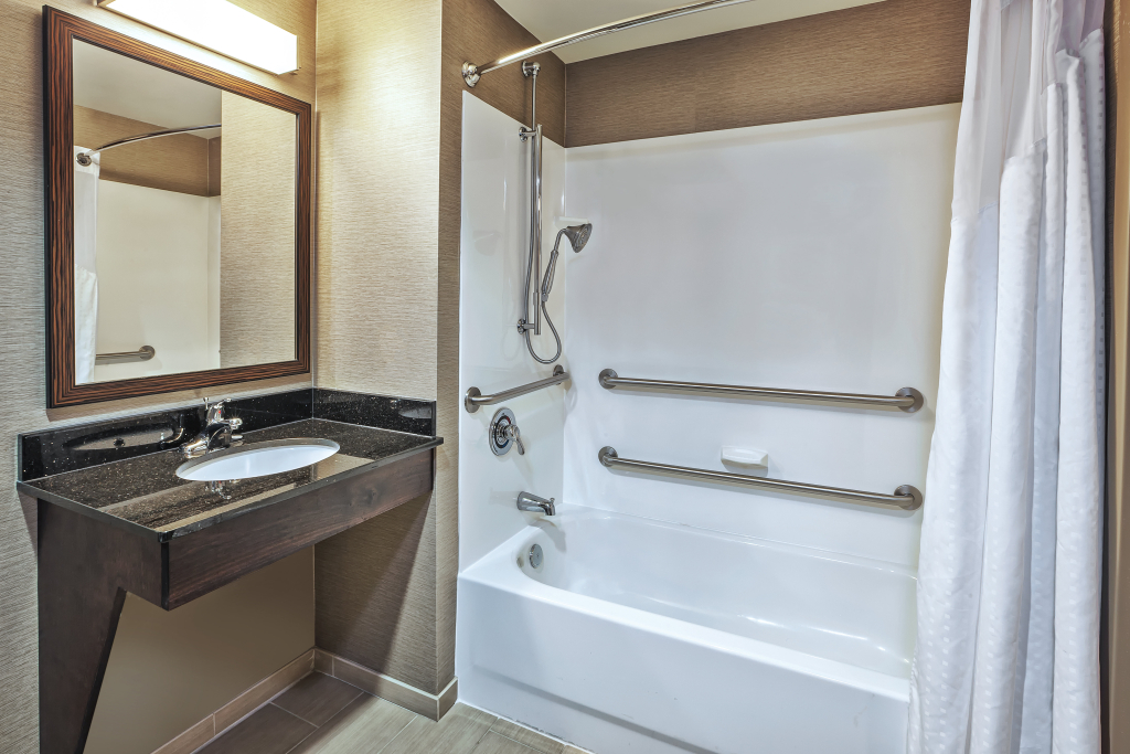 Holiday Inn Express & Suites Dayton South - I-675 by IHG