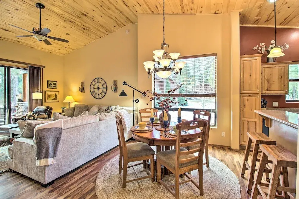 Top-Rated Torreon Community! Deck & Forest Views