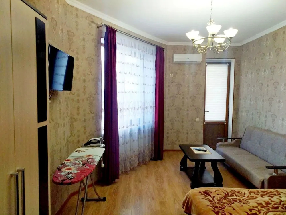 Royal Tower Apartment