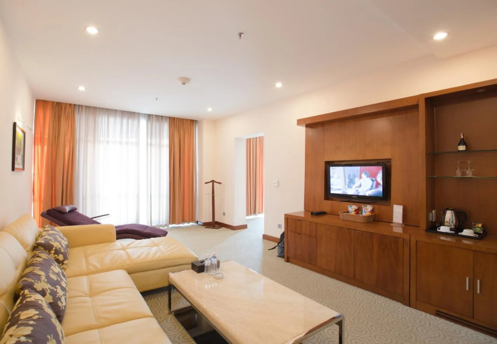 Lam Kinh Hotel