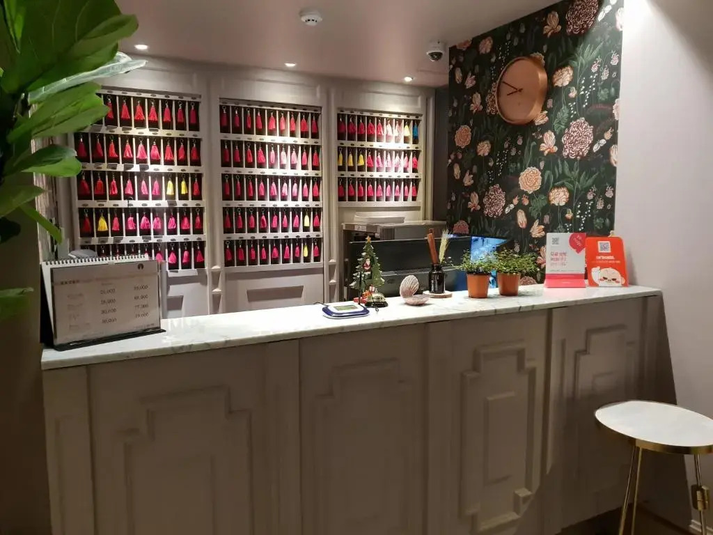 Hotel French code Myeongji