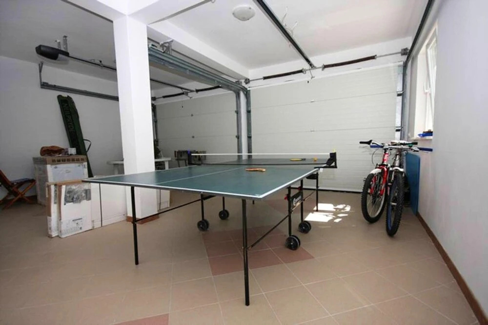 Apartment With one Bedroom in Žrnovo, With Shared Pool, Furnished Balcony and Wifi - Near the Beach