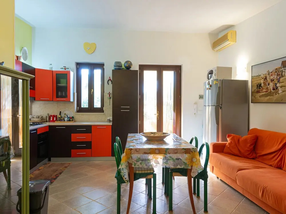 Alluring Villa in Ostuni With Swimming Pool