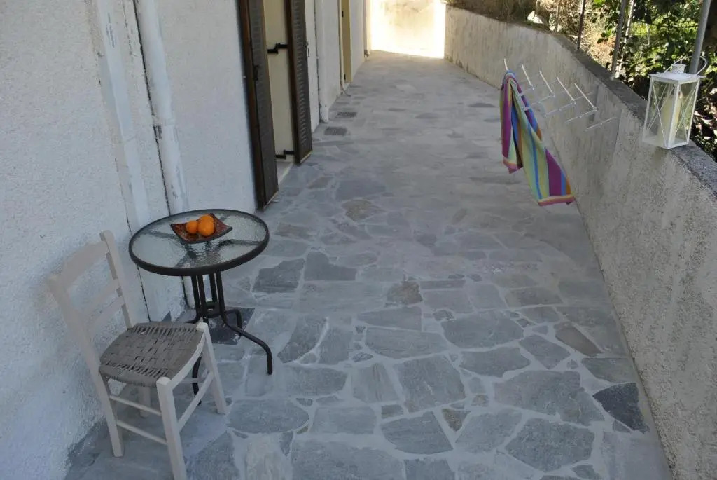 Chouzourakis Studios