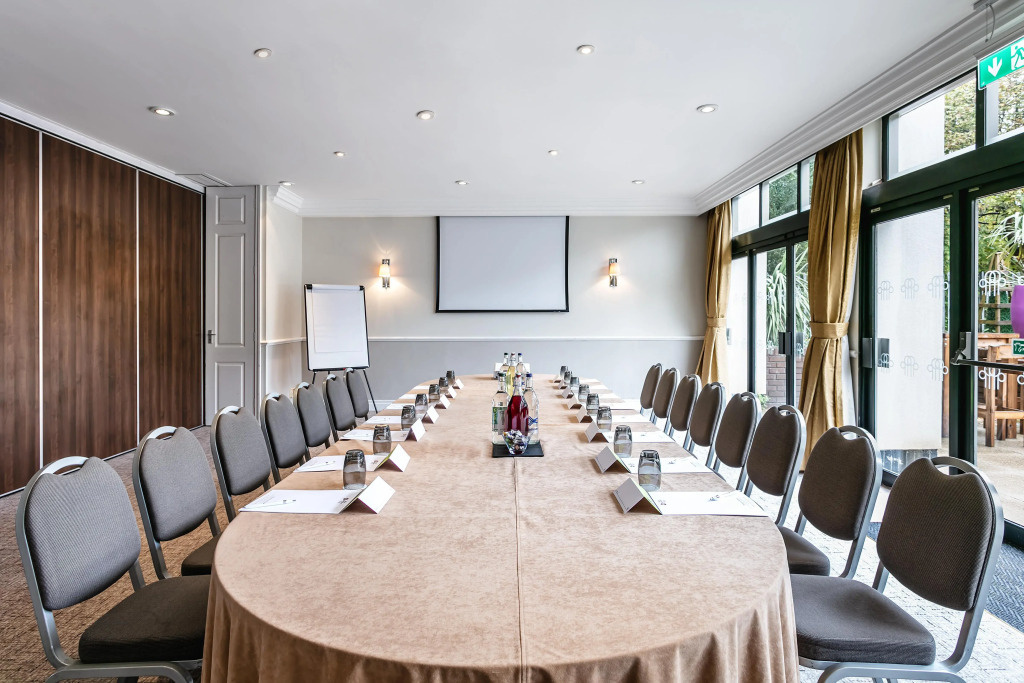 Best Western Plus Pinewood Hotel, Manchester Airport South Handforth