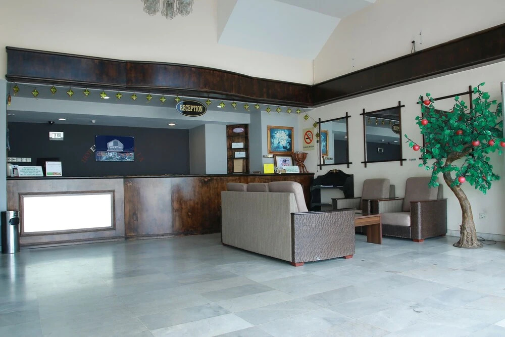 DE LA Hotel