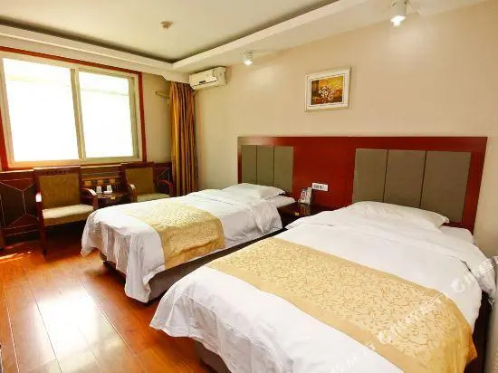 Xianyang Moonlight Island Style Hotel