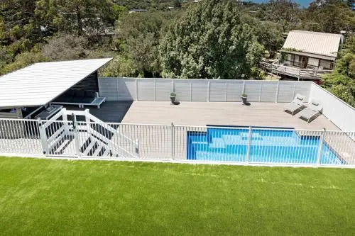 Peninsula Retreat
