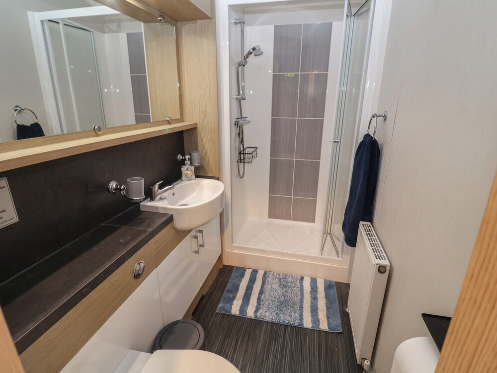 Osprey Court 1