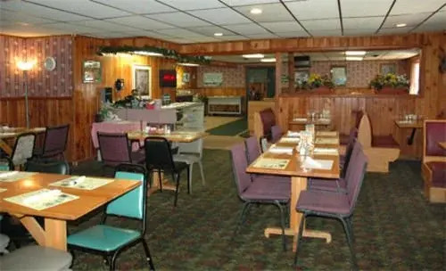 Zellars Village Inn