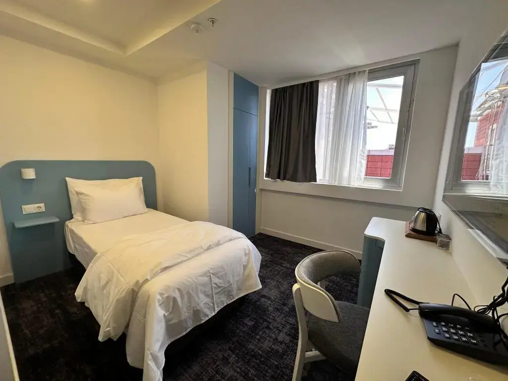 No25 Hotels
