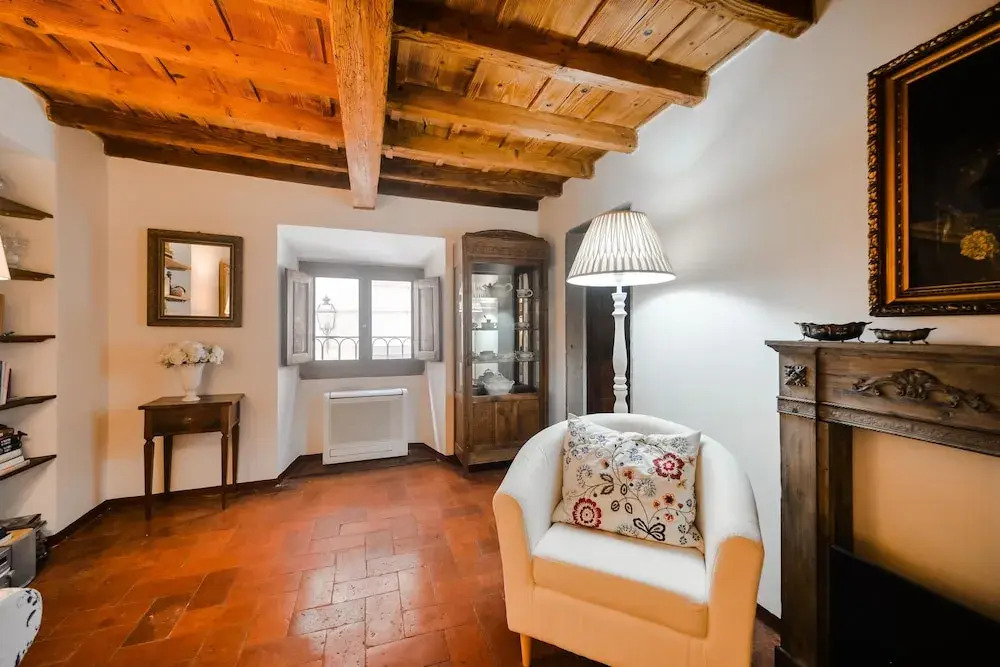Great Apartment In Central Location in Florence