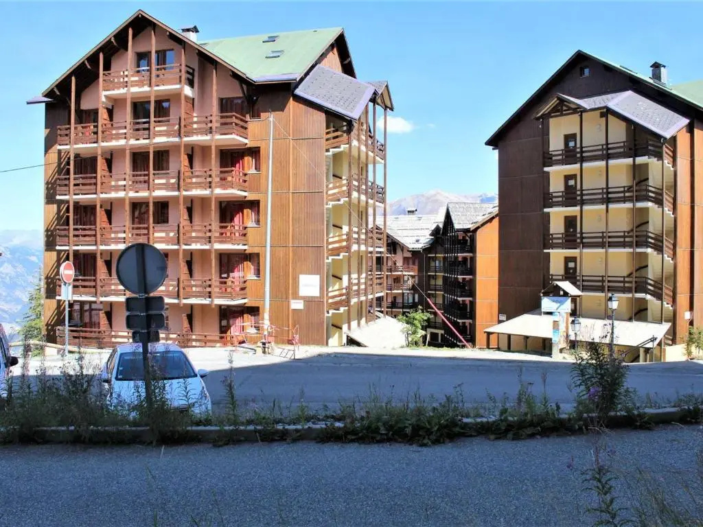 Appartement Risoul, 1 pièce, 3 personnes - FR-1-330-238