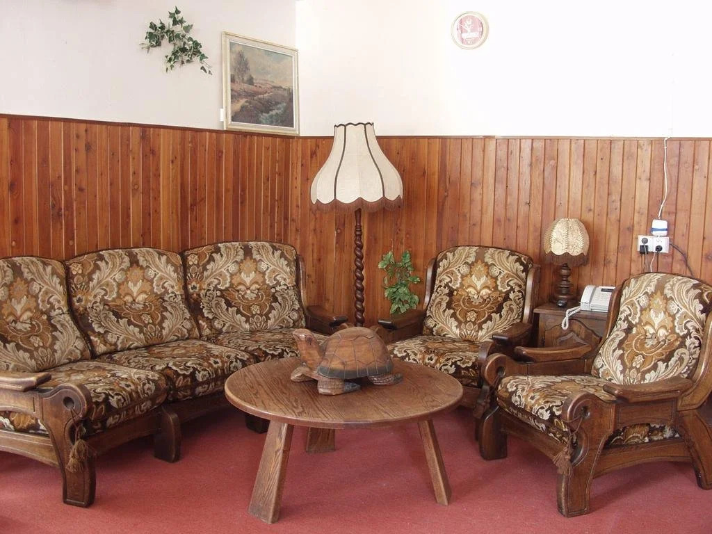 Relax House