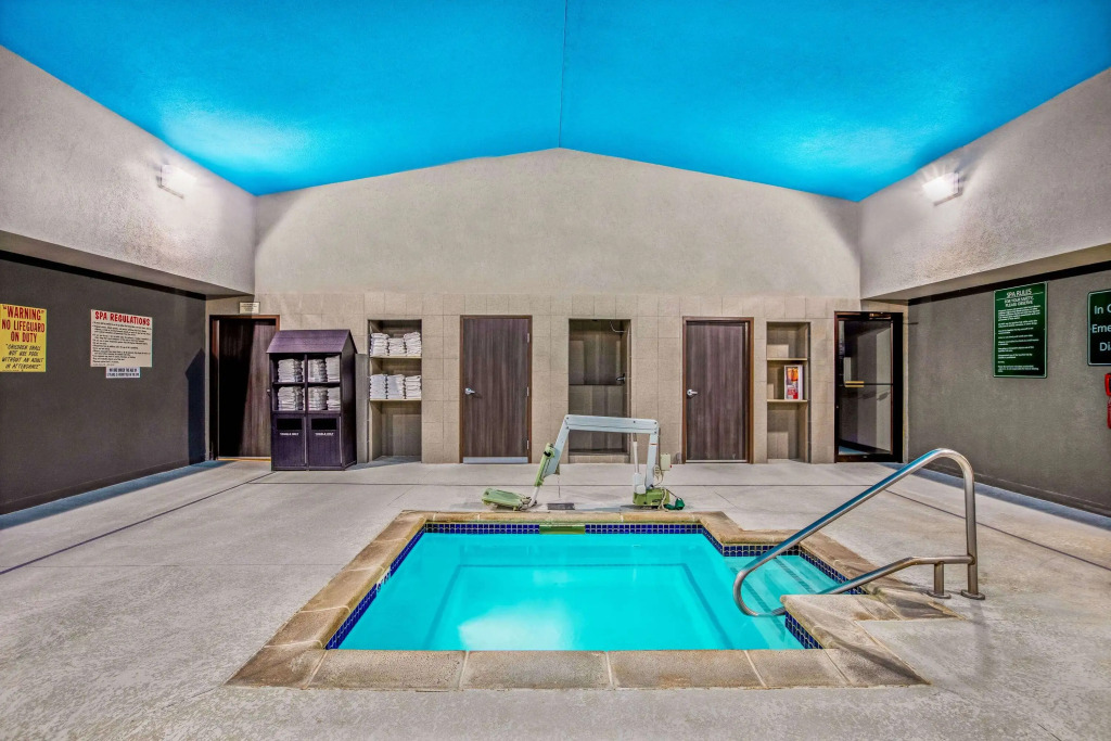 La Quinta by Wyndham Kearney