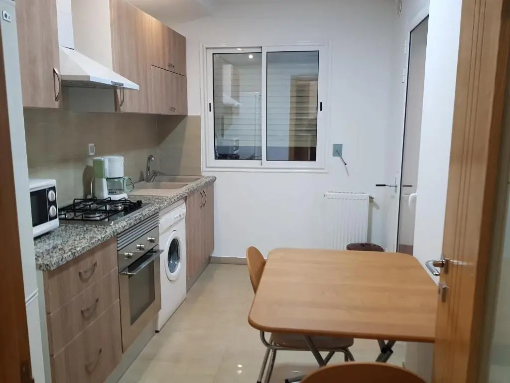 Appartement S+1 Luxueux aux Jardins de Carthage