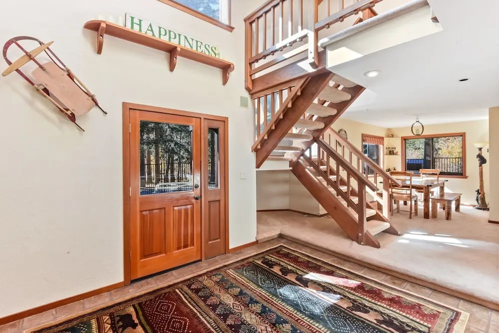 New Listing! Sugar Bear Lodge W/ Hot Tub 4 Bedroom Home