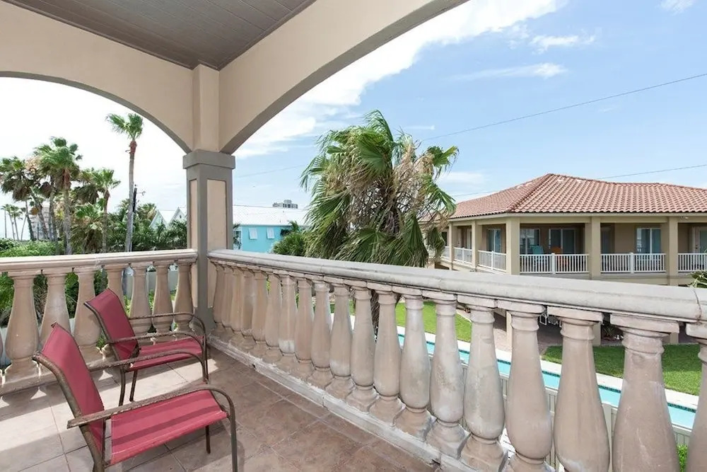 Casa Picasso 3 BR Home with Private Pool