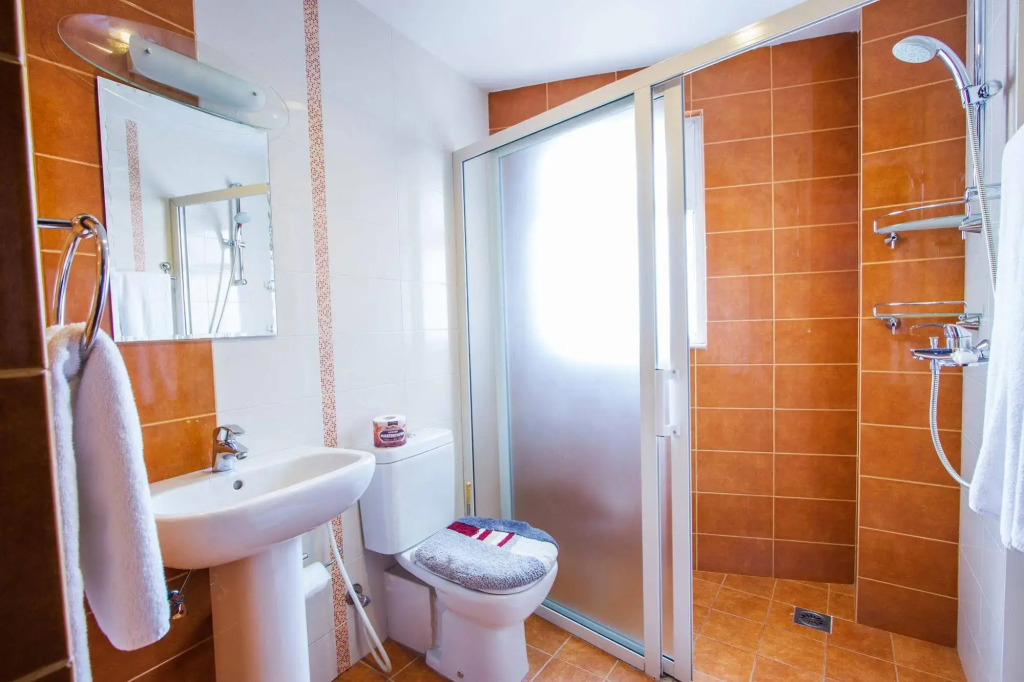 Retreat Serviced Apartment