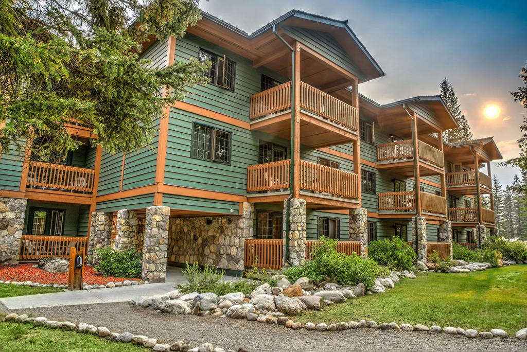Lake Louise Inn