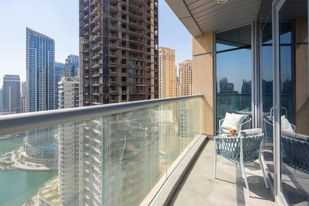 Frank Porter - JAM Marina Residence