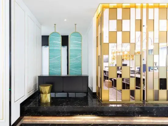 XANA Deluxe Hotel (Qingdao Beer Street Zhongshan Park)