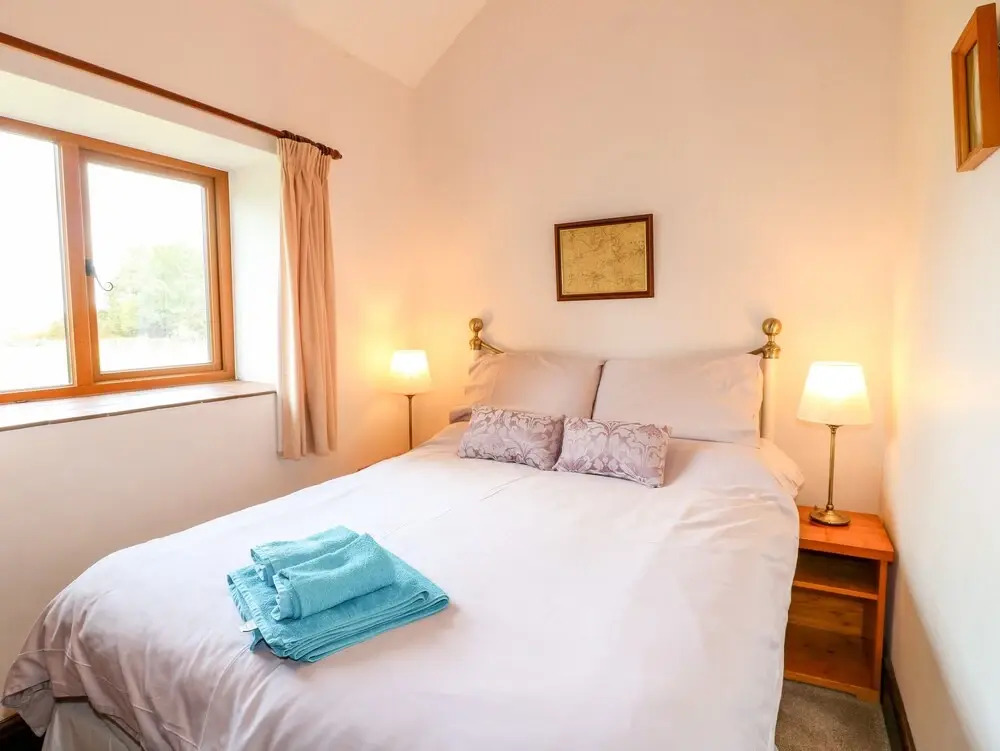 Manifold Cottage