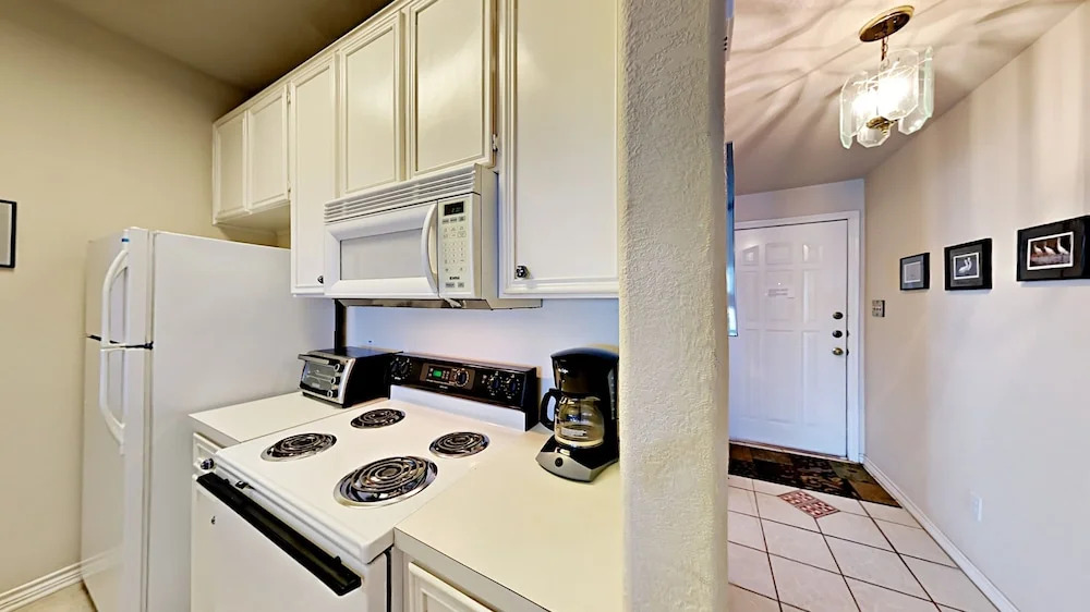 Fortuna Bay 11 - Two Bedroom Condo