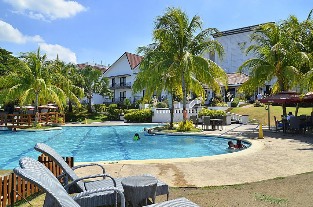 Thunderbird Resorts - Rizal