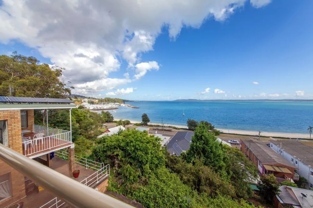 Quarterdeck, Unit 5/12 Magnus Street