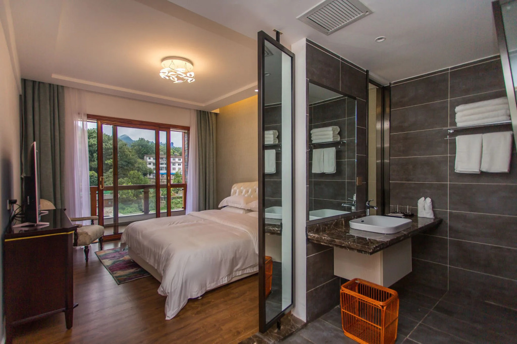 Leading Men Hotel