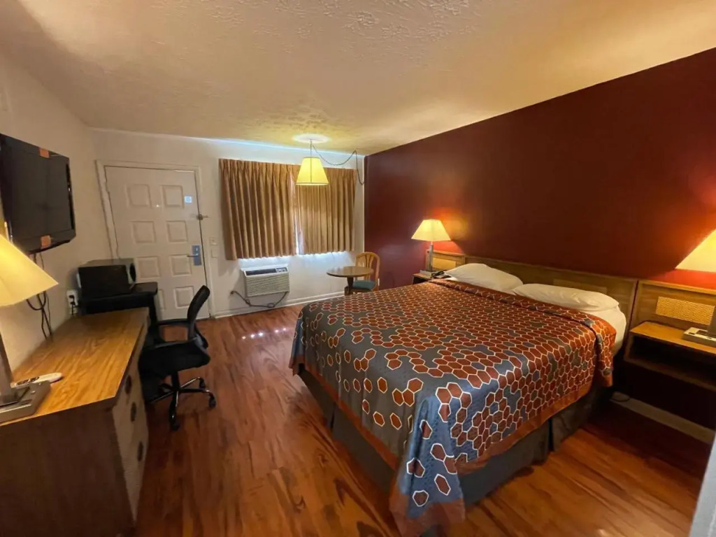 AMERICAN INN Stevenson